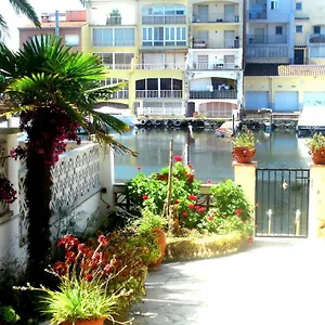 apartamento-en-planta-baja-directo-al-canal-ref-81.catalonia-hotels.com/